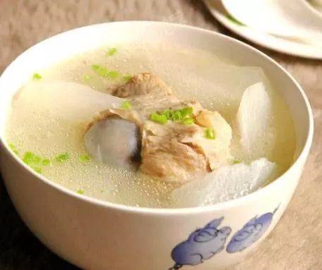 補充鈣劑有什么技巧?大骨湯廠家的補鈣建議
